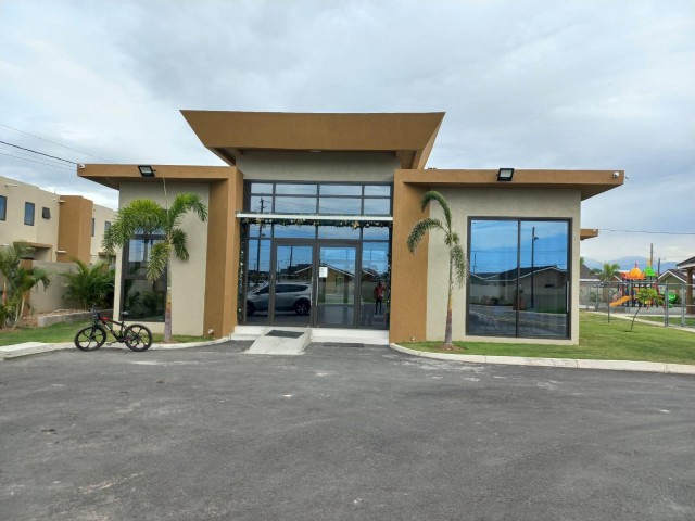 House For Rent in Portmore, St. Catherine Jamaica | [13]