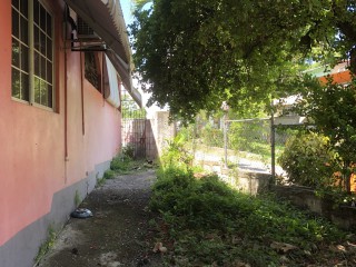 House For Sale in GLENMUIR HOUSING SCHEME MAY PEN, Clarendon Jamaica | [11]