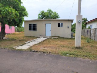2 bed House For Sale in Hayes Newtown, Clarendon, Jamaica
