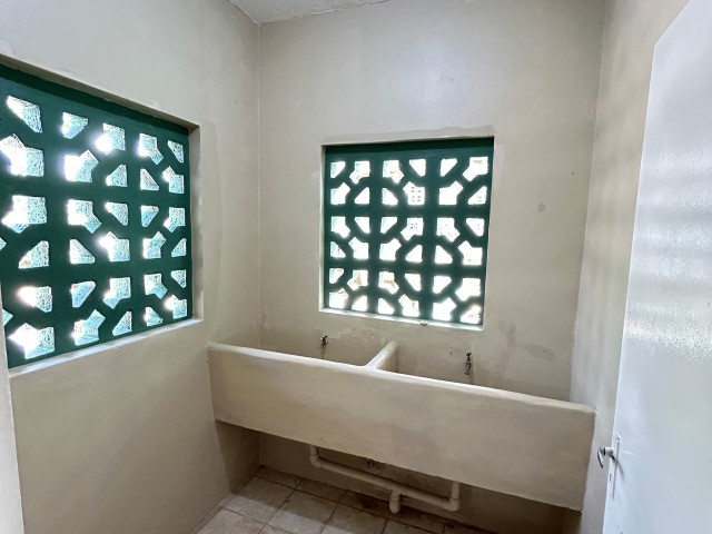 House For Sale in Santa Cruz, St. Elizabeth Jamaica | [9]