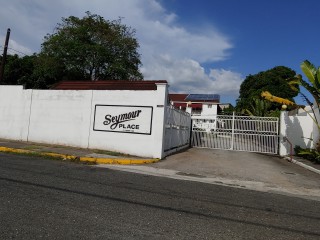 2 bed Townhouse For Rent in Golden Triangle, Kingston / St. Andrew, Jamaica