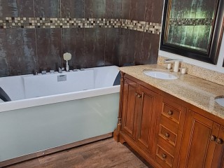 Apartment For Rent in East Aveb Off Central Avenue  facing Queens High school, Kingston / St. Andrew Jamaica | [3]