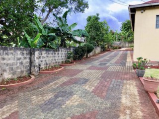 4 bed House For Sale in Mandeville, Manchester, Jamaica