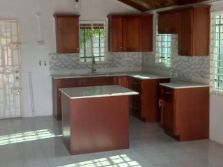 House For Rent in Whitewater Meadows Spanish Town, St. Catherine Jamaica | [3]