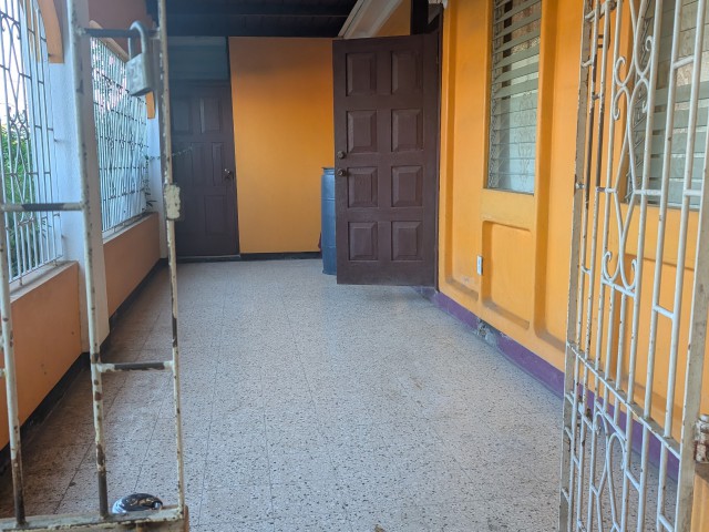 House For Sale in Edgewater, St. Catherine Jamaica | [1]