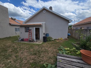 House For Sale in CAYMANAS ESTATE, St. Catherine Jamaica | [3]