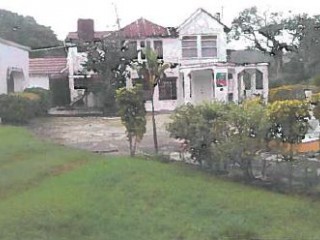 House For Sale in Chudleigh, Manchester Jamaica | [3]