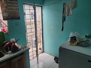 House For Sale in Kensington, St. Catherine Jamaica | [6]