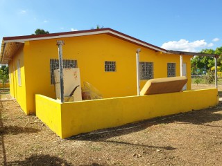 House For Sale in Osburnstore, Clarendon Jamaica | [6]