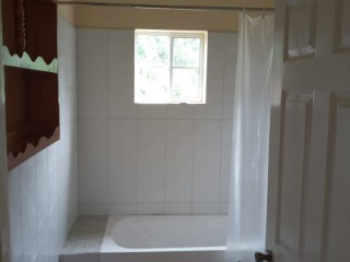 House For Sale in St Andrew, Kingston / St. Andrew Jamaica | [8]
