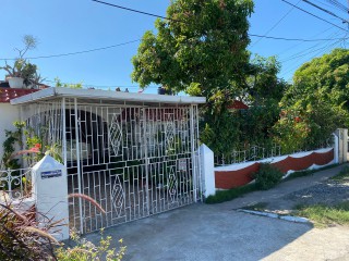 3 bed House For Sale in Portmore, St. Catherine, Jamaica