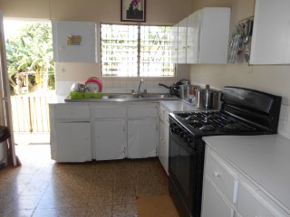 4 bed House For Sale in Mandeville, Manchester, Jamaica