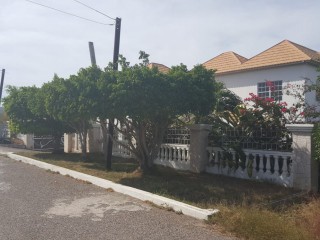 House For Sale in St Georges Hellshire, St. Catherine Jamaica | [1]