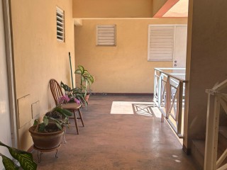 1 bed Apartment For Sale in Strathairn Court, Kingston / St. Andrew, Jamaica