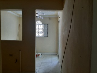 Townhouse For Rent in manley meadows, Kingston / St. Andrew Jamaica | [1]