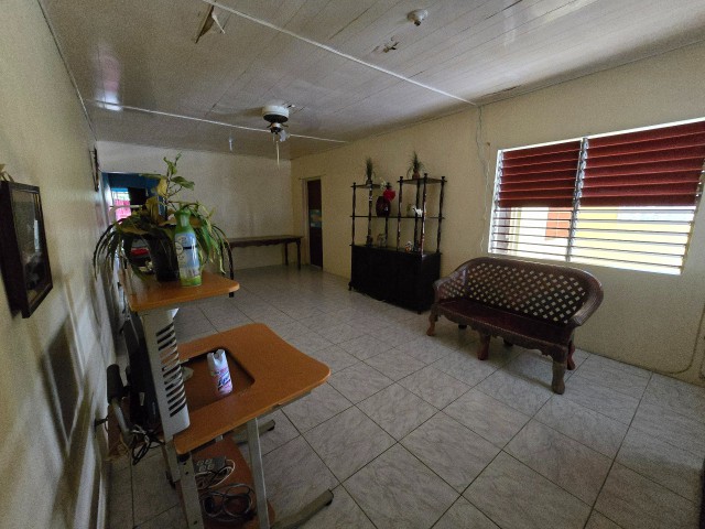 House For Sale in Willowdene, St. Catherine Jamaica | [12]