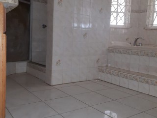 House For Sale in poinsettia, Manchester Jamaica | [12]