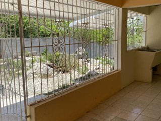 Flat For Rent in Hellshire Heights, St. Catherine Jamaica | [6]