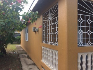 House For Rent in BOGUE VILLAGE, St. James Jamaica | [4]