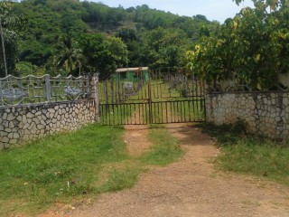 4 bed House For Sale in Jackson Town, Trelawny, Jamaica