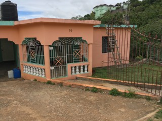 House For Sale in Hatfield, Manchester Jamaica | [4]