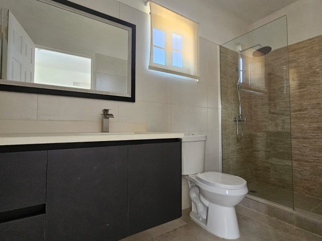 Townhouse For Sale in Mewton Cove, St. Catherine Jamaica | [6]