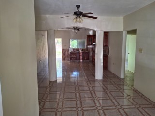 2 bed Apartment For Rent - Greenwood, St. James, Jamaica