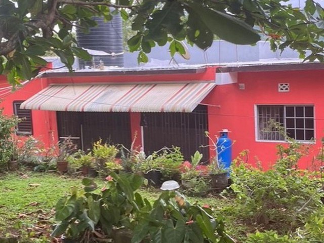 4 bed House For Sale - EWARTON, St. Catherine, Jamaica
