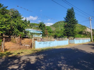4 bed House For Sale in Cross Pen, St. Catherine, Jamaica