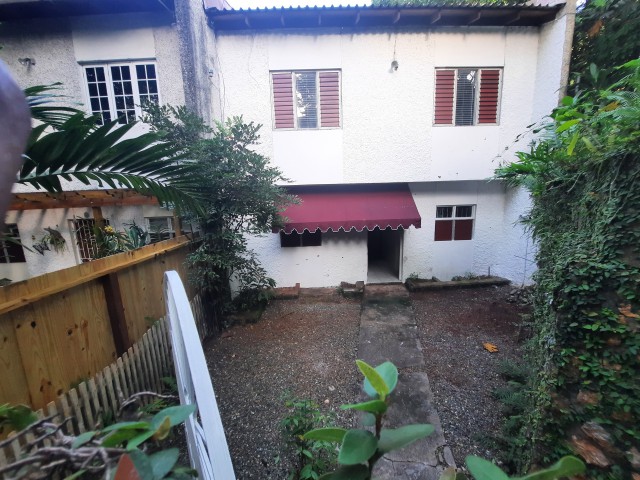 Townhouse For Rent in Long Lane, Kingston / St. Andrew Jamaica | [5]