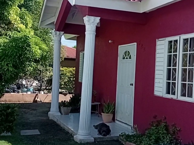 4 bed House For Sale - Portmore, St. Catherine, Jamaica