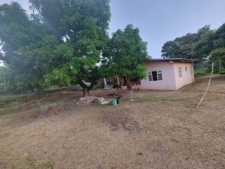 2 bed House For Sale in Hayes Savannah, Clarendon, Jamaica