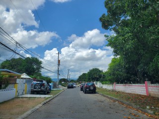 4 bed House For Sale in Sydenham, St. Catherine, Jamaica