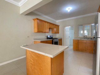 Townhouse For Rent in 55 Paddington Compound, Kingston / St. Andrew Jamaica | [3]