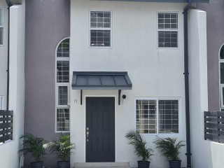 Townhouse For Rent in Harbour View, Kingston / St. Andrew Jamaica | [0]
