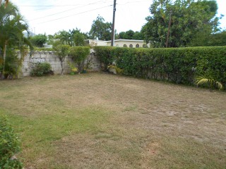 House For Rent in Roehampton Circle, Kingston / St. Andrew Jamaica | [13]