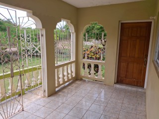 6 bed House For Sale - Spur Tree, Manchester, Jamaica