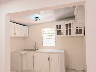 House For Sale in Molynes, Kingston / St. Andrew Jamaica | [11]