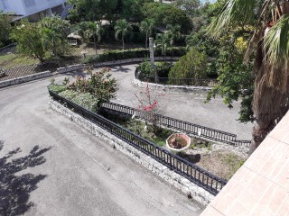 House For Sale in Beverly Hills, Kingston / St. Andrew Jamaica | [12]