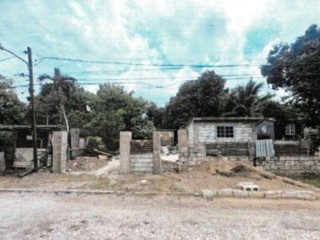 3 bed House For Sale - Spanish Town, St. Catherine, Jamaica