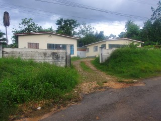 5 bed House For Sale in Rose Hall Linstead, St. Catherine, Jamaica