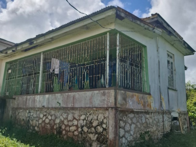 House For Sale in Claremont, St. Ann Jamaica | [1]
