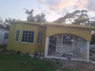 House For Rent in Willowdene   Off Old Harbour Road, St. Catherine Jamaica | [6]