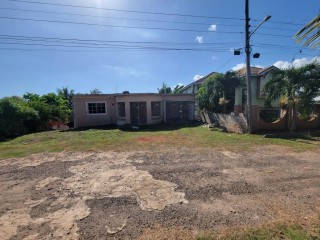 2 bed House For Sale in Kitson Town, St. Catherine, Jamaica