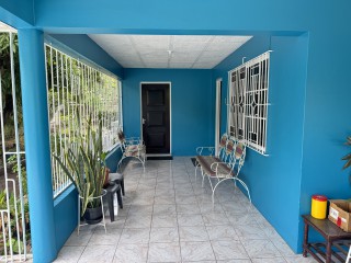 Flat For Rent in Red Hills Road, Kingston / St. Andrew Jamaica | [2]