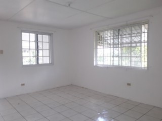 Flat For Rent in Marshall Pens, Manchester Jamaica | [4]