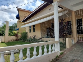 4 bed House For Sale in Meadowbrook, Kingston / St. Andrew, Jamaica