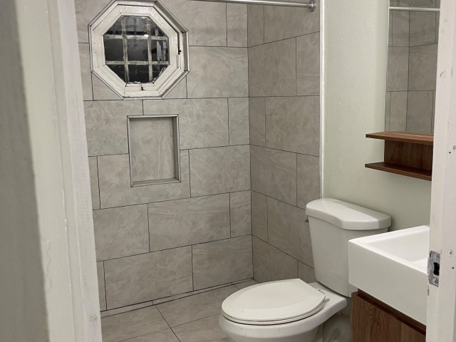 Apartment For Rent in Oakland Apartments, Kingston / St. Andrew Jamaica | [9]