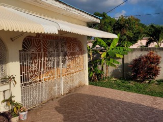 4 bed House For Sale in May Pen, Clarendon, Jamaica
Withdrawn