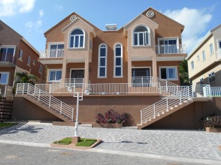 Townhouse For Sale in Ocho Rios, St. Ann Jamaica | [3]